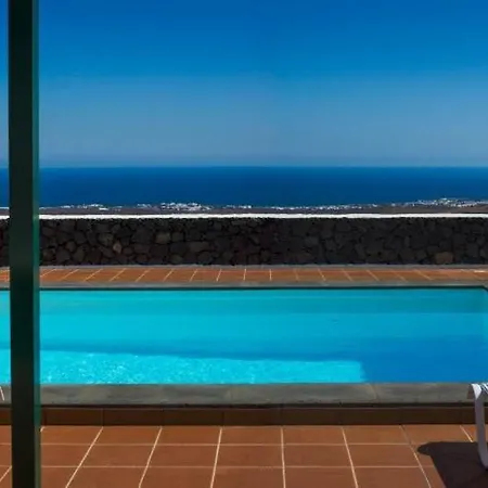 Mit Meerblick In Ruhiger Lage * Tías